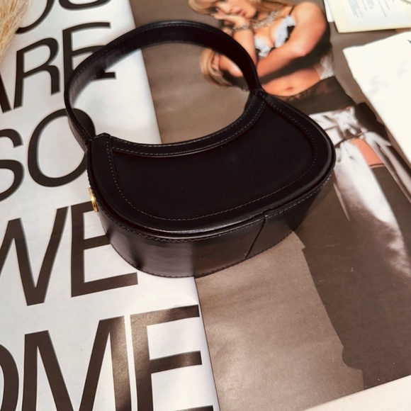 RECTO Black Lipstick Bag - Picture 4 of 4